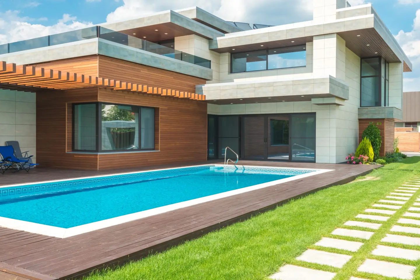 Swimming pool builders serving Cessnock, NSW